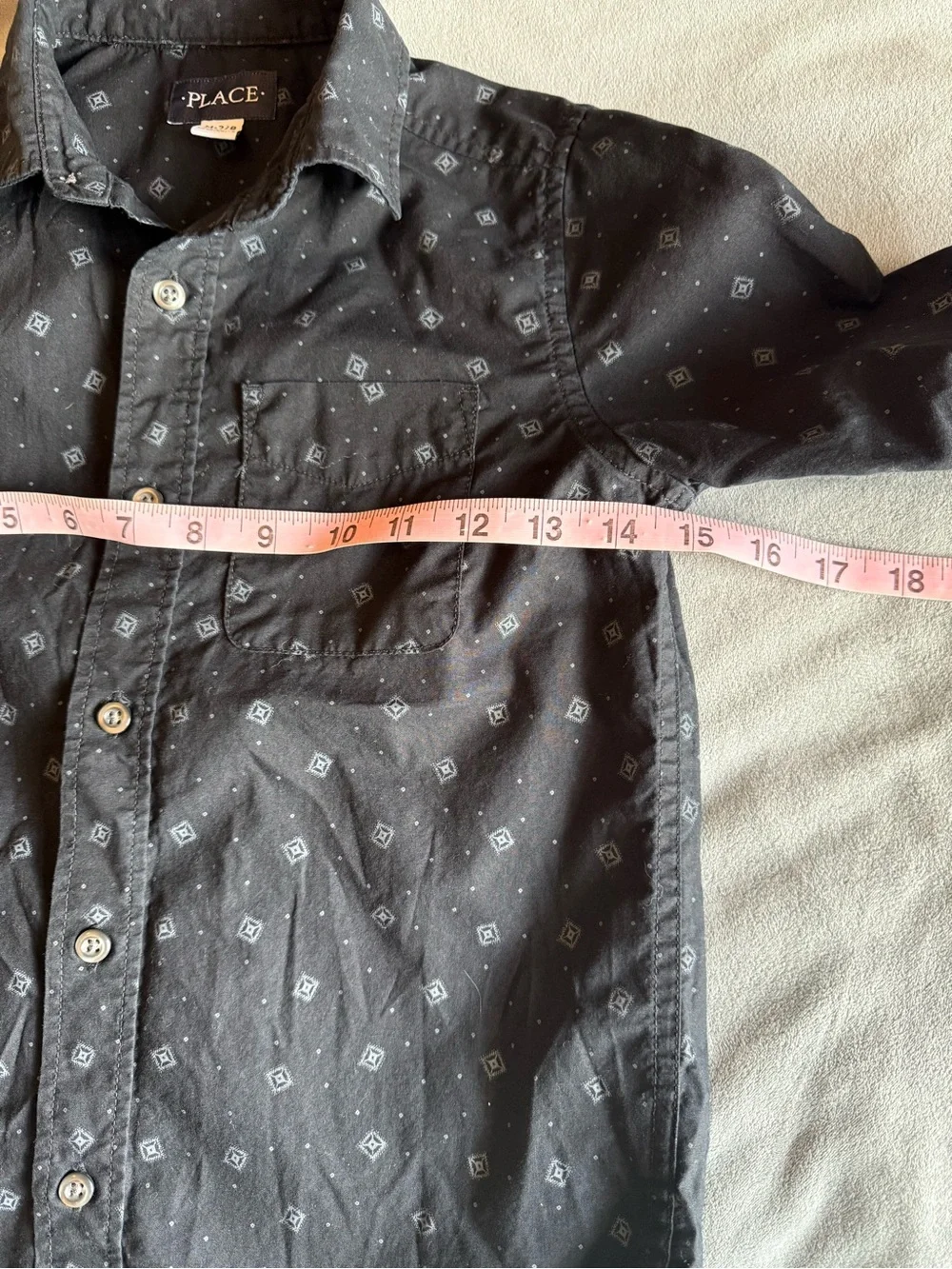 The Children’s Place Boys Geometric Diamond Print Long Sleeve Button Down Shirt